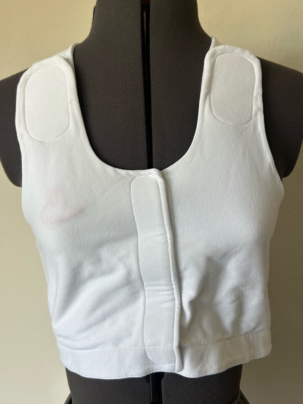 Medebra Front Closure Wireless Bralette White XL 1X B-D Wide Strap (1985)